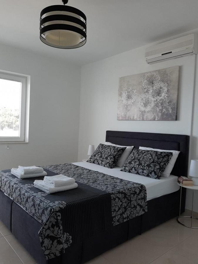 Apartments Дуче Екстер'єр фото