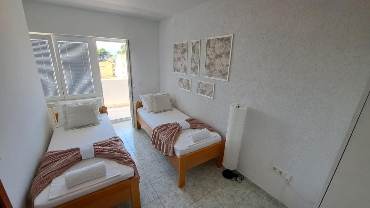 Apartments Дуче Екстер'єр фото